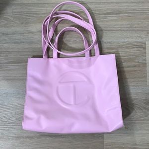 Medium Telfar Bag Bubble gum